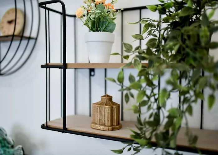 White Hill Apartment