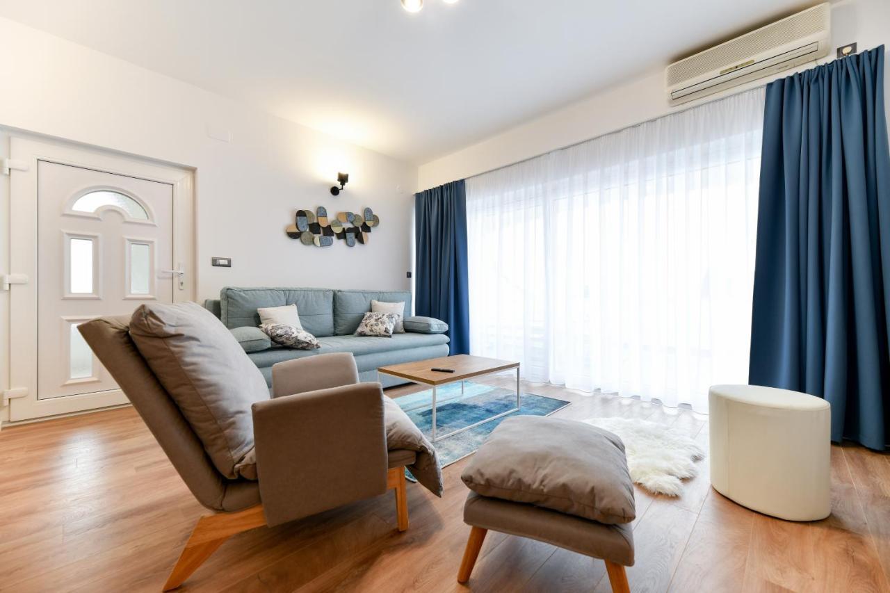 White Hill Apartment