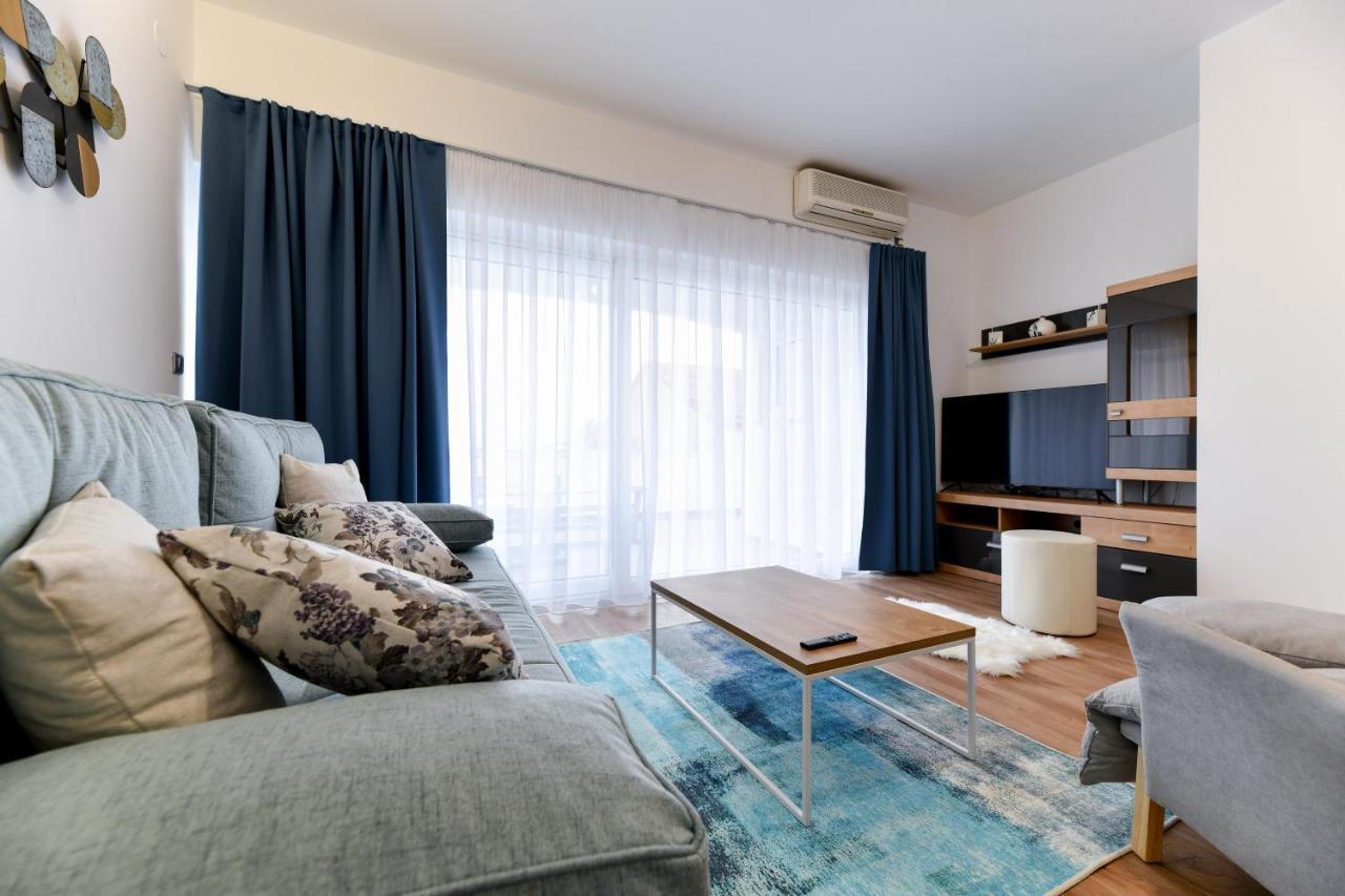 White Hill Apartment
